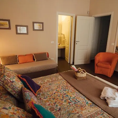 Cancelliere Parking Bed & Breakfast Palermo